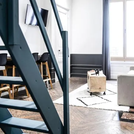 Centre/Place Jaures * Studios Mycityhome * Mezzanine Saint-Etienne  Exterior photo