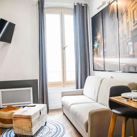 Centre/Place Jaures * Studios Mycityhome * Mezzanine Saint-Etienne  Exterior photo