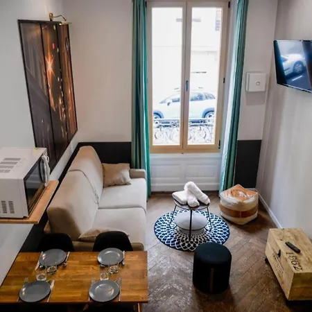Centre/Place Jaures * Studios Mycityhome * Mezzanine Saint-Etienne  Exterior photo